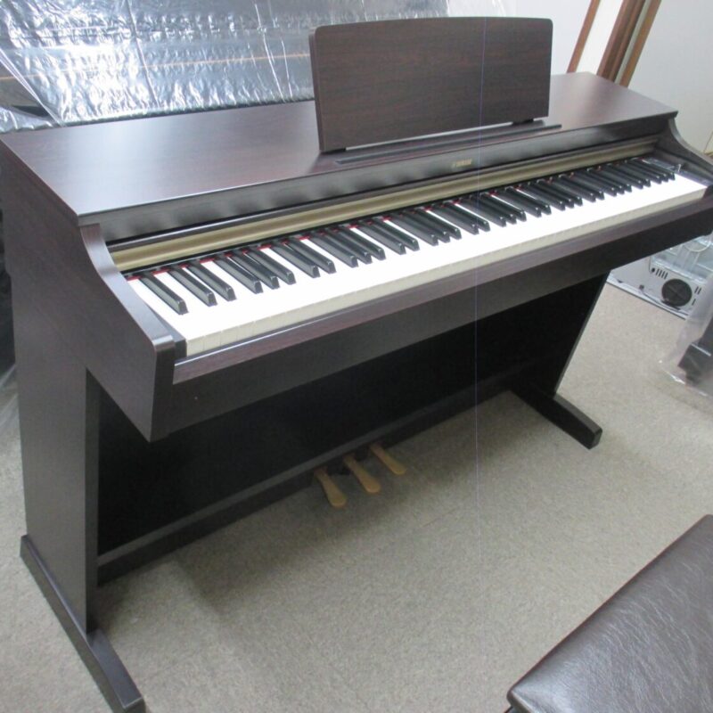 YAMAHA  ARIUS  YDP-162 電子ピアノ　椅子付【中古】